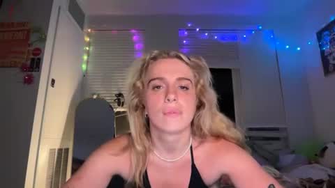 Snapshot of lolaa555 chatting on 07.22.26 lolaa555 online show from 07.22.26