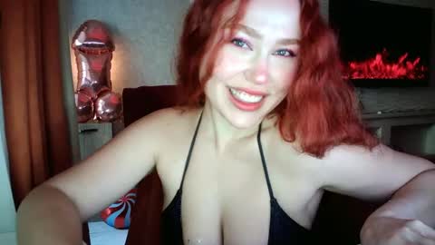 Snapshot of lolaamint_ chatting on 06.05.26 LolaaMint online show from 06.05.26