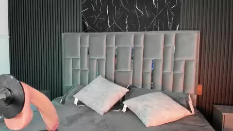 Lola Angel online show from 01.15.26