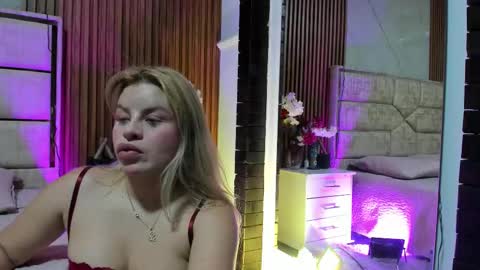 Lola Angel online show from 03.02.26