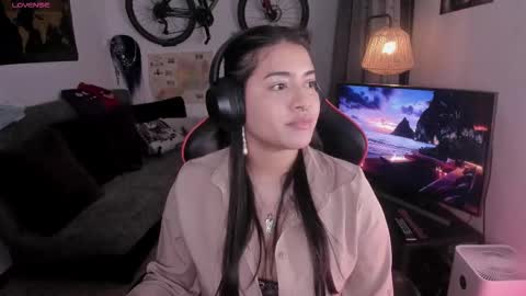 Snapshot of lolaasmith_21 chatting on 01.18.26 lolaasmith_21 online show from 01.18.26