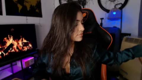 lolaasmith_21 online show from 05.25.26