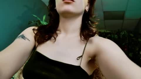 Snapshot of lolaasmus chatting on 04.10.26 I consider myself the god Loki but life just calls me LOL online show from 04.10.26