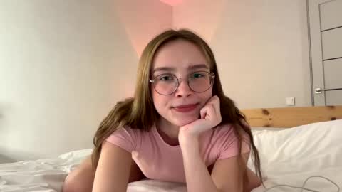 lolaatate online show from 03.15.26