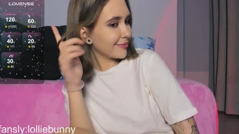 Snapshot of lolabunnyz chatting on 10.10.25 Lola3 online show from 10.10.25