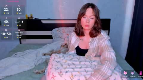 Lola online show from 04.11.26