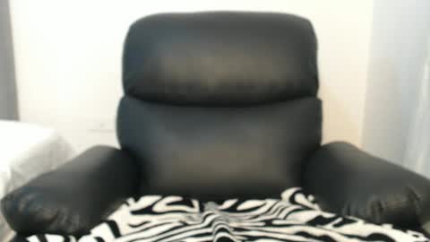 Lola online show from 03.08.25