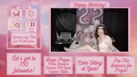 Snapshot of lolarae_xx chatting on 06.14.26 lolarae_xx online show from 06.14.26