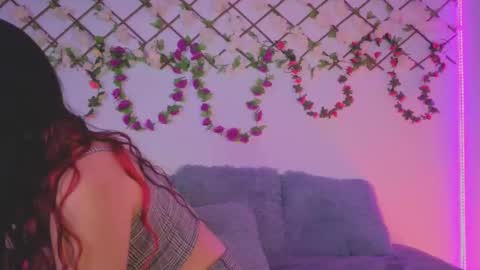  Lola  online show from 11.19.25