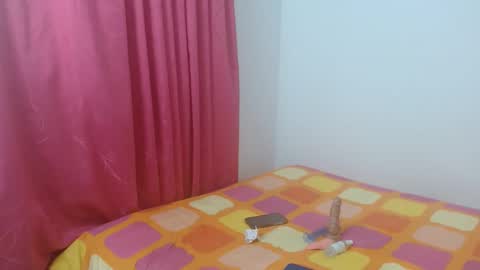 lolascarlettt online show from 09.19.25