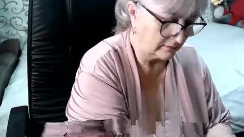 LolkaAlyss online show from 02.20.25