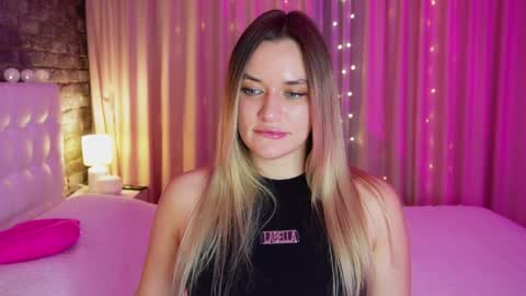 Victoria online show from 01.17.25