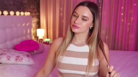 Victoria online show from 02.12.25