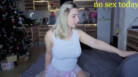 lollove24 online show from 12.05.25