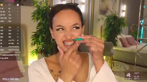 Lolly online show from 07.24.26