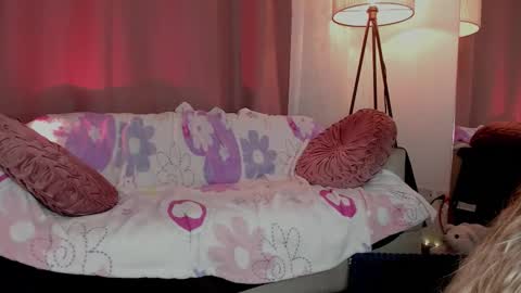 Lolly online show from 12.22.25