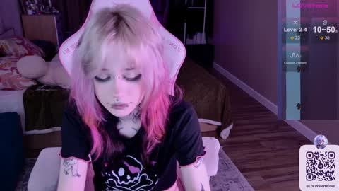 Lolly   online show from 01.10.25