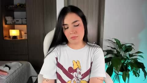 Sarah online show from 01.11.25