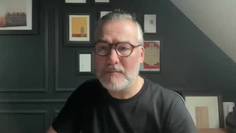 EnglishBear online show from 12.15.25