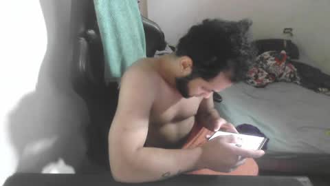 Snapshot of long_dick_boy_ chatting on 04.20.26 Marvin Santiago online show from 04.20.26