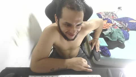 Snapshot of long_dick_boy_ chatting on 04.21.26 Marvin Santiago online show from 04.21.26