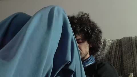 Snapshot of longnight5 chatting on 12.14.24 Alejandro Rulitos Twitter longnight55 Intagram 5longnight5 online show from 12.14.24