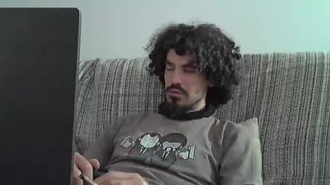 Snapshot of longnight5 chatting on 01.16.25 Alejandro Rulitos Twitter longnight55 Intagram 5longnight5 online show from 01.16.25