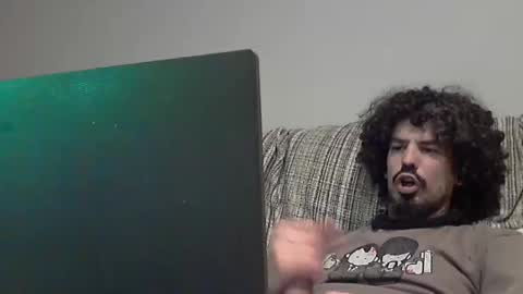 Snapshot of longnight5 chatting on 01.16.25 Alejandro Rulitos Twitter longnight55 Intagram 5longnight5 online show from 01.16.25