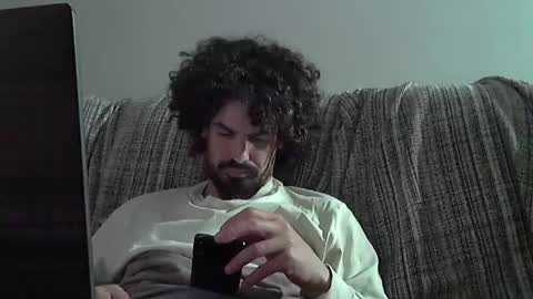 Snapshot of longnight5 chatting on 01.23.25 Alejandro Rulitos Twitter longnight55 Intagram 5longnight5 online show from 01.23.25