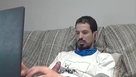 Snapshot of longnight5 chatting on 02.12.25 Alejandro Rulitos Twitter longnight55 Intagram 5longnight5 online show from 02.12.25