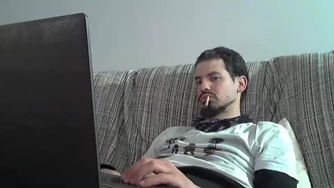 Snapshot of longnight5 chatting on 02.18.25 Alejandro Rulitos Twitter longnight55 Intagram 5longnight5 online show from 02.18.25