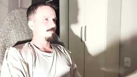 Lucas online show from 10.10.25