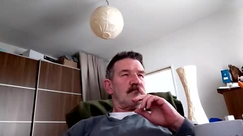 Snapshot of lookercgn chatting on 04.13.26 lookercgn online show from 04.13.26