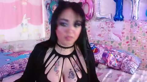 Snapshot of looltalizekatana chatting on 01.26.25 alize online show from 01.26.25