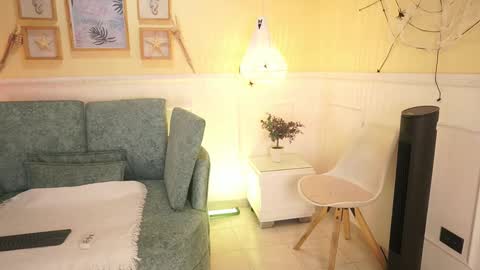 Loona Nyx online show from 10.20.25