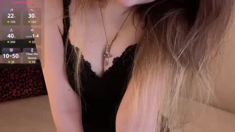 Lora online show from 11.22.25