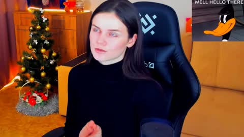 Lora Cain online show from 12.22.24