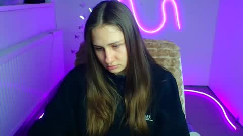 Snapshot of lora_kisses chatting on 04.29.26 Lora online show from 04.29.26