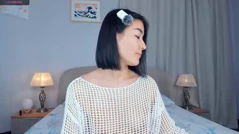 Lora control 2 min for every new Fan Club subscriber online show from 11.21.25