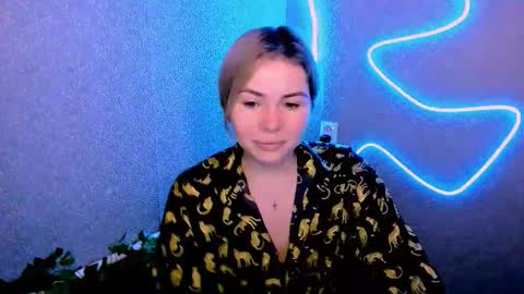 Lora online show from 01.08.26