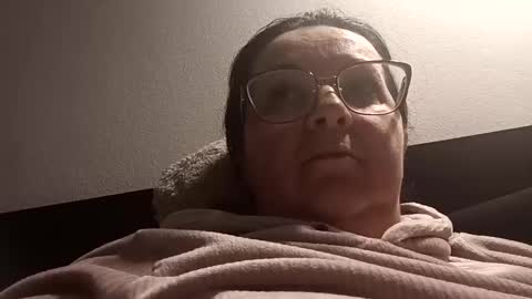 Lora online show from 12.04.24