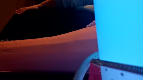 Lora online show from 12.28.24