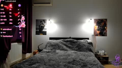 Lora online show from 01.03.25