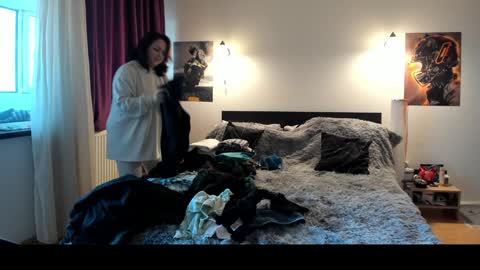 Lora online show from 01.08.25