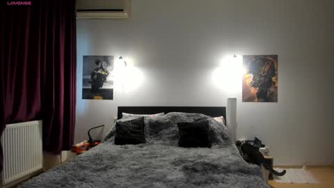 Lora online show from 01.22.25