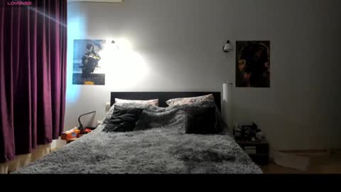 Lora online show from 01.23.25