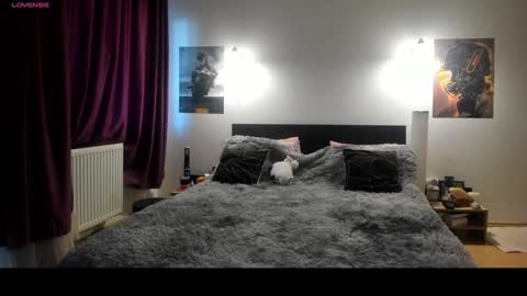 Lora online show from 01.26.25