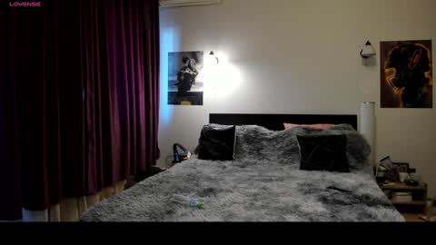 Lora online show from 01.28.25