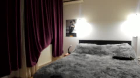 Lora online show from 02.21.25