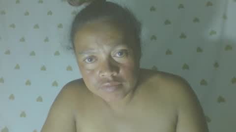 Snapshot of lorahvane chatting on 01.12.26 LorahVane online show from 01.12.26